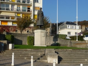 Sainte-Adresse:le monuent au Roi-Chevalier