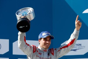 2014/2015 FIA Formula E Championship. London e-Prix, Battersea Park, London, UK. Saturday 27 June 2015. World Copyright: Glenn Dunbar/LAT Photographic/Formula E. ref: Digital Image _W2Q0432