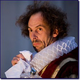 En Costume historique (c) "vincentpage.be"