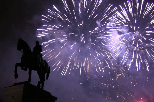 fireworks-nuit
