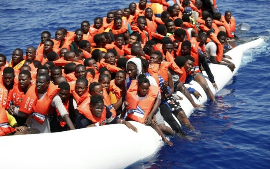 Migrants Africa boat