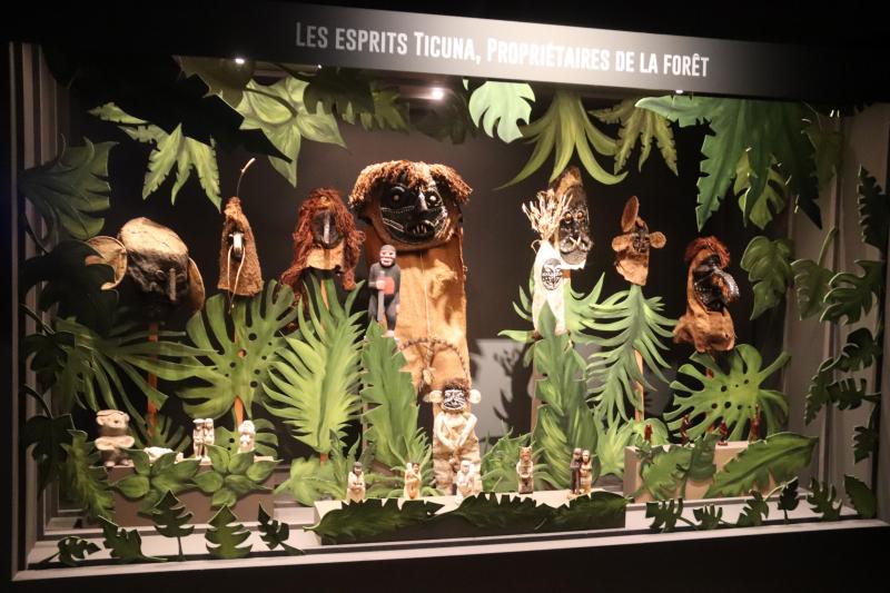 “Ticuna, Peuple d’Amazonie”, livre écrit par Daniel De Vos, et Exposition, à Binche