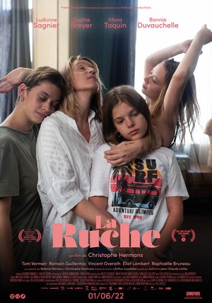 Cette image a un attribut alt vide ; le nom du fichier est 70x100-La-Ruche----2.jpg