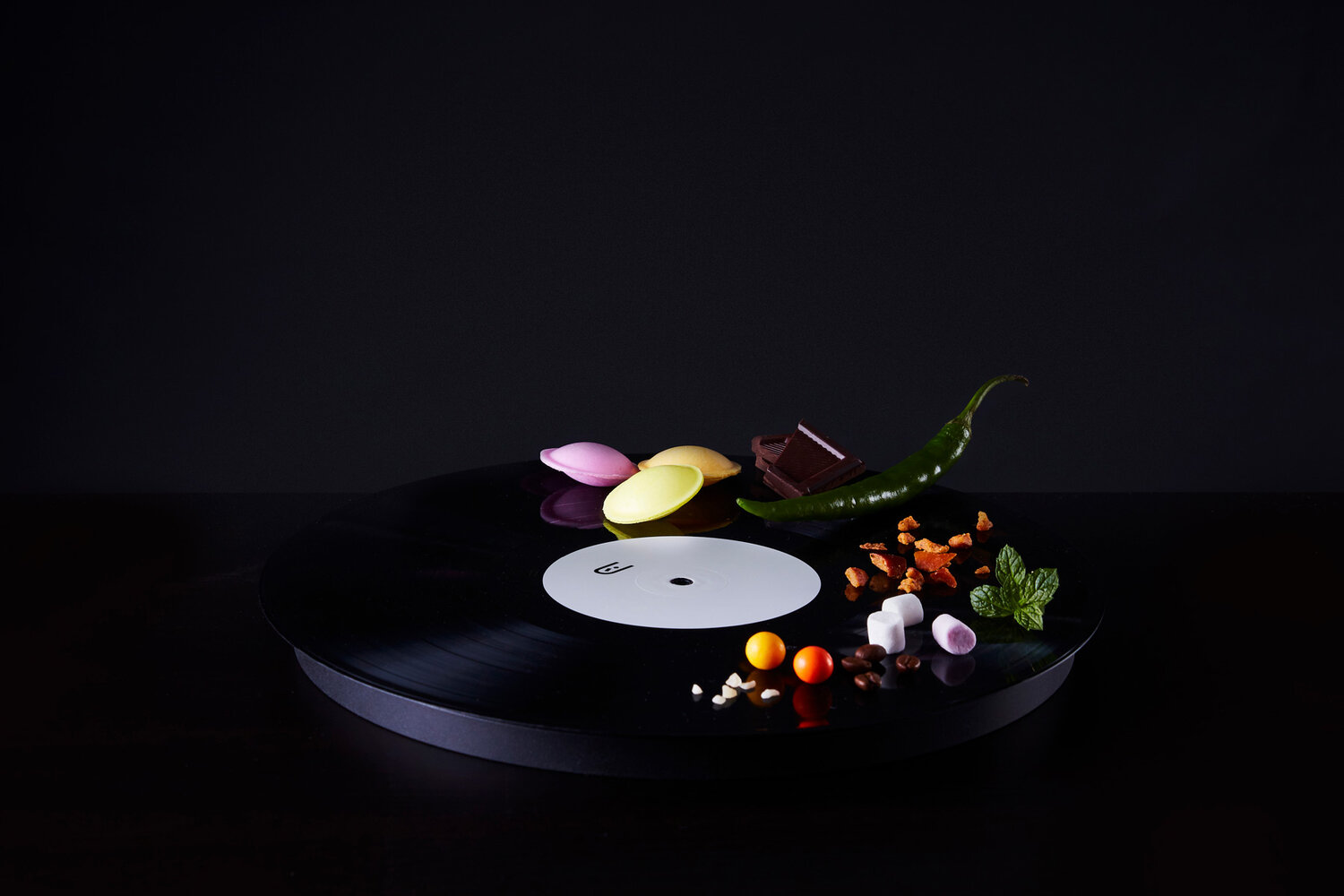 Photographie (c) 2019 Angus McDonald.